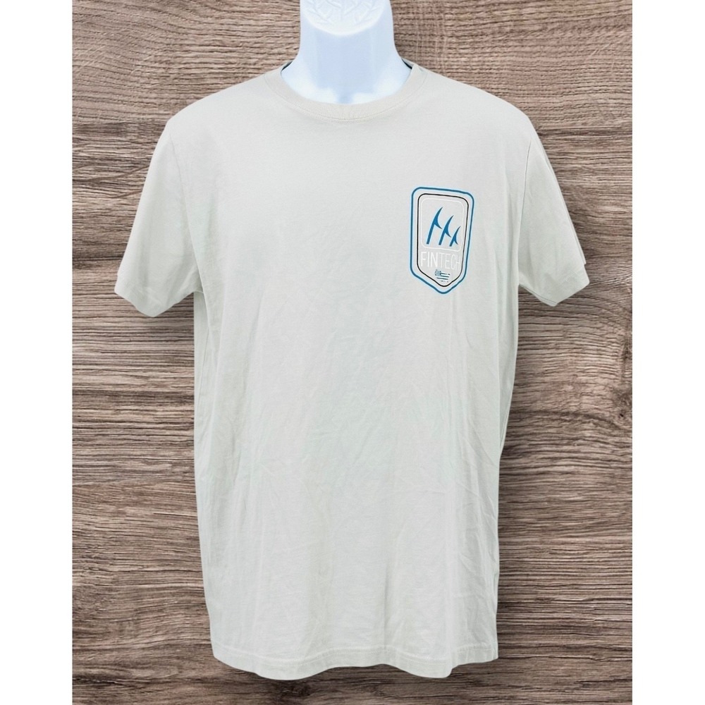 FinTech Performance T-Shirt Glacier Gray Garment Dyed Short Sleeve Medium NWT